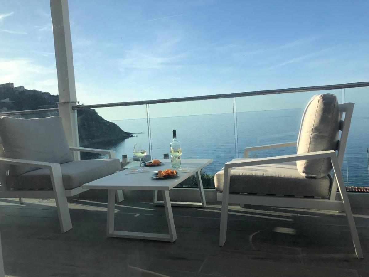 La Dolce Vita , Fronte Mare 卡斯特尔萨多 外观 照片