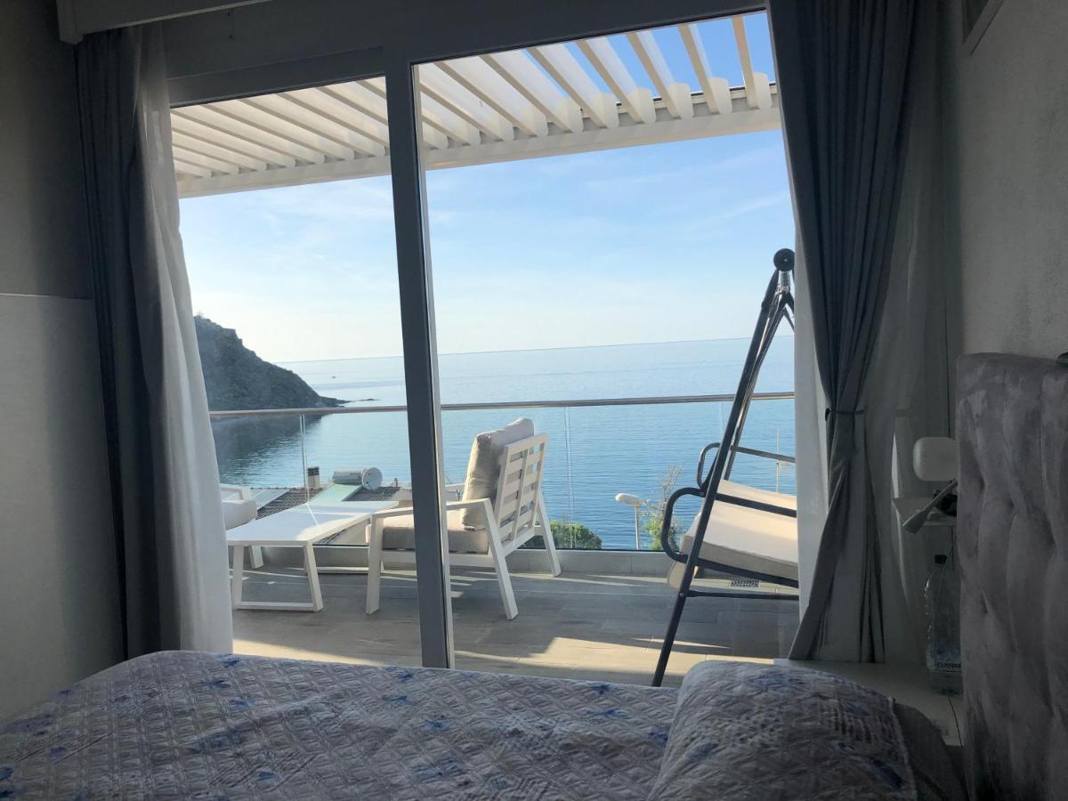 La Dolce Vita , Fronte Mare 卡斯特尔萨多 外观 照片